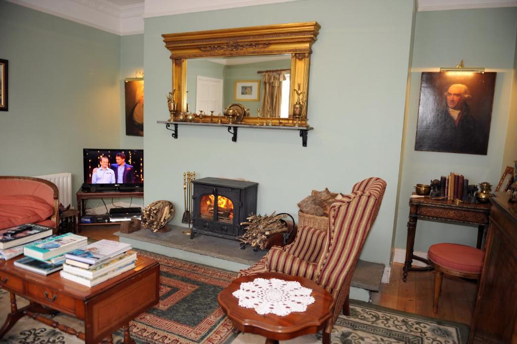 The Yellow House B&B Navan Exteriör bild