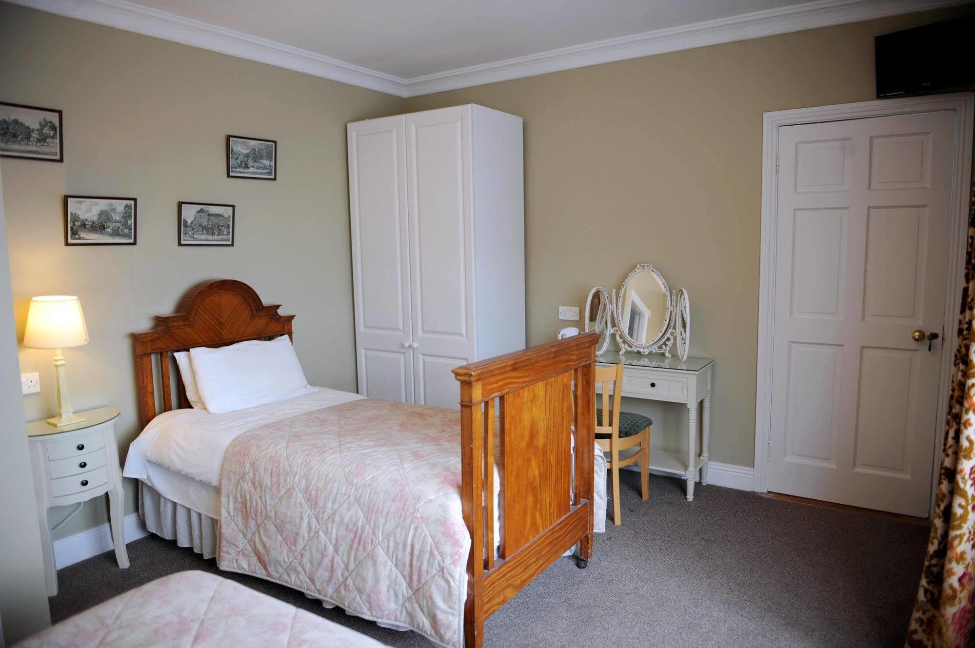 The Yellow House B&B Navan Exteriör bild